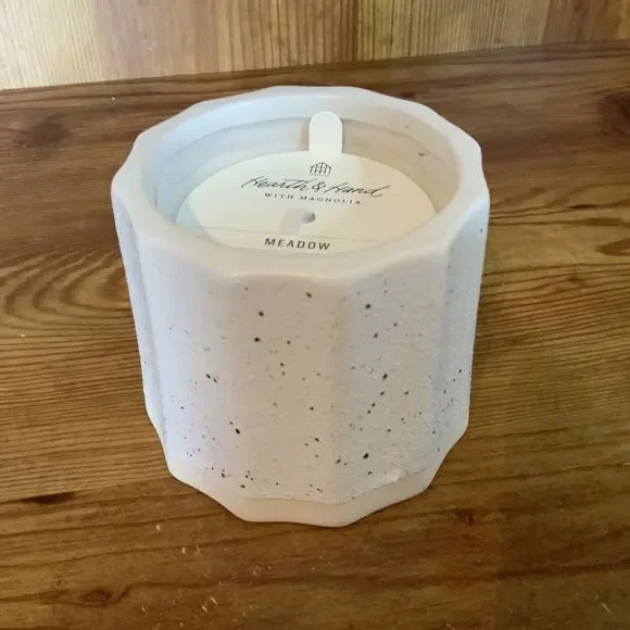 Hearth & Hand with Magnolia 11oz Fluted Speckled Ceramic Candle - Picture 3 of 4